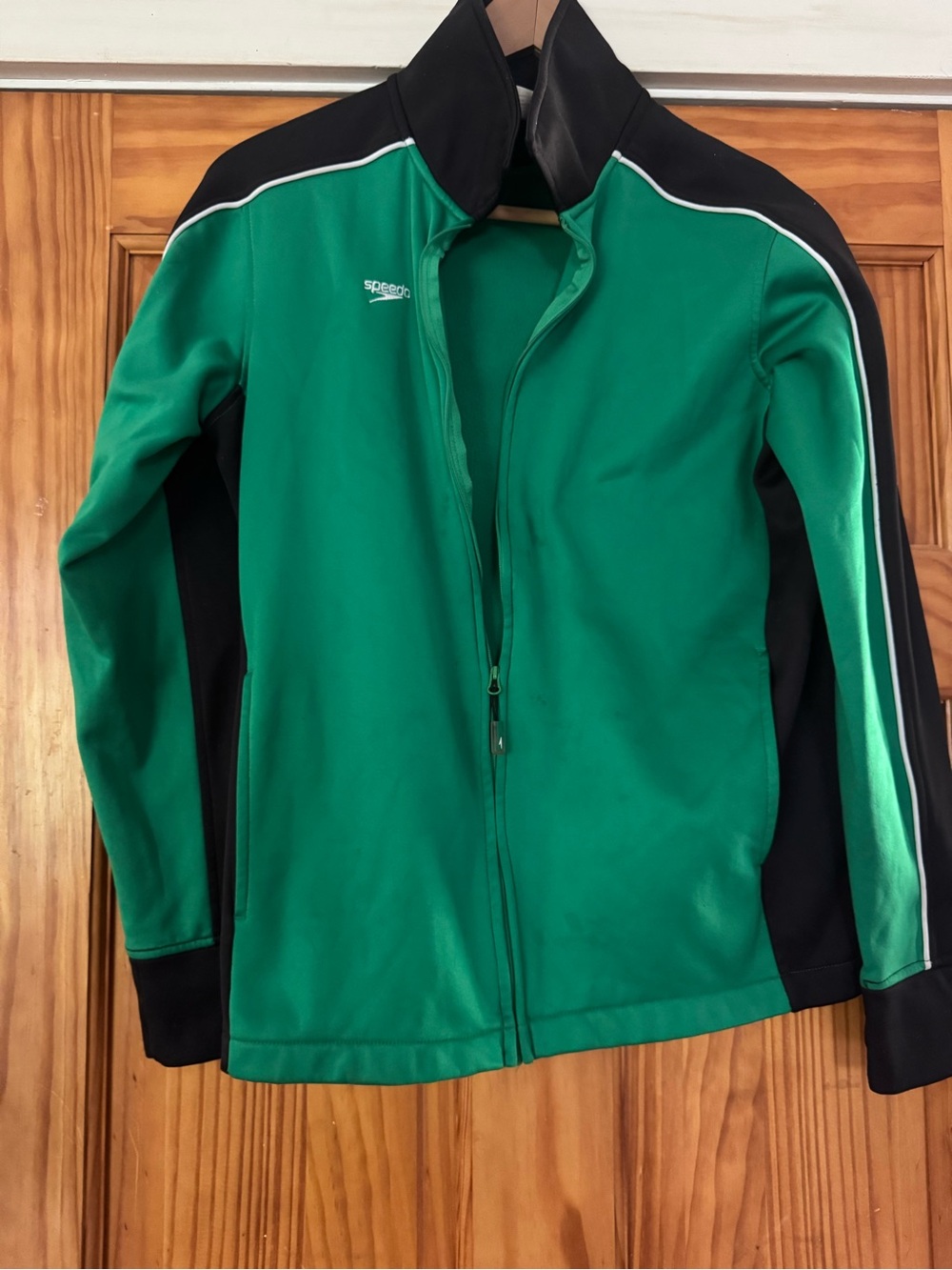 Speedo Men’s Green and Black Zip-Front Performance Jacket